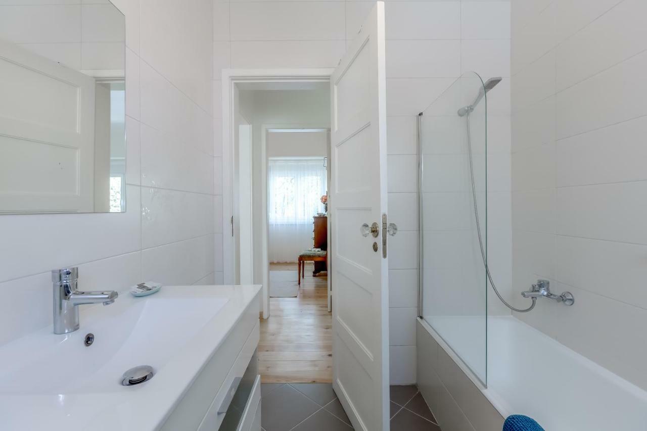 Apartament Sunny, Bright And Quiet Apartment, By Timecooler Lizbona